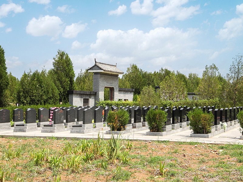 如何进行太子峪陵园预约（八宝山墓地普通人可以买吗）
